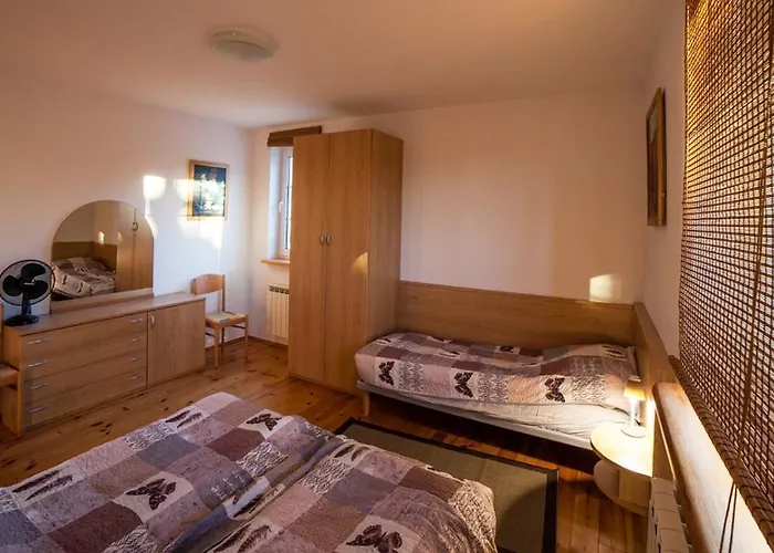 Apartament Dadaj